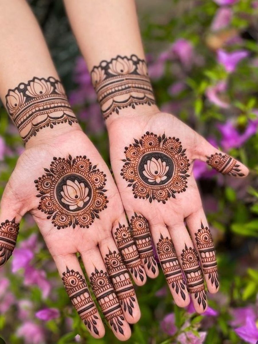 Guest and family mehendi design